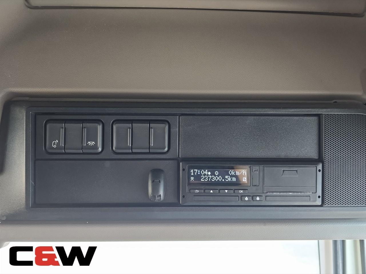 Vehicle image 39